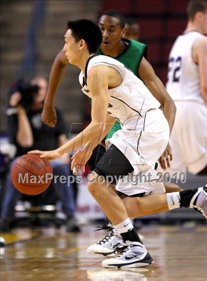 Thumbnail 2 in Lincoln vs. St. Francis (CIF State D2 Final) photogallery.