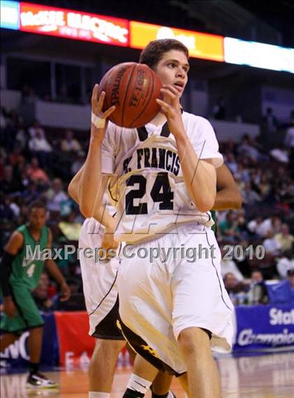 Thumbnail 3 in Lincoln vs. St. Francis (CIF State D2 Final) photogallery.