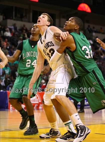 Thumbnail 1 in Lincoln vs. St. Francis (CIF State D2 Final) photogallery.