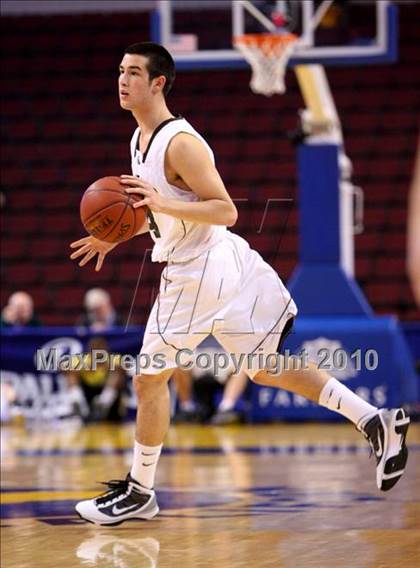 Thumbnail 2 in Lincoln vs. St. Francis (CIF State D2 Final) photogallery.