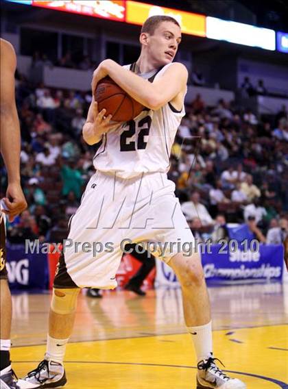 Thumbnail 3 in Lincoln vs. St. Francis (CIF State D2 Final) photogallery.