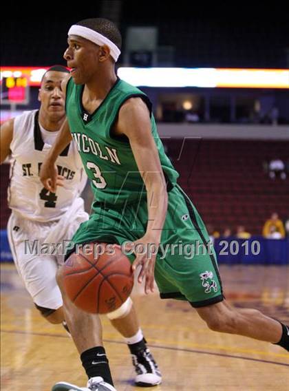 Thumbnail 1 in Lincoln vs. St. Francis (CIF State D2 Final) photogallery.
