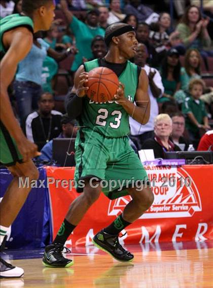Thumbnail 3 in Lincoln vs. St. Francis (CIF State D2 Final) photogallery.