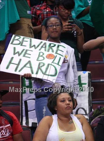 Thumbnail 3 in Lincoln vs. St. Francis (CIF State D2 Final) photogallery.