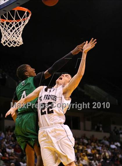 Thumbnail 1 in Lincoln vs. St. Francis (CIF State D2 Final) photogallery.