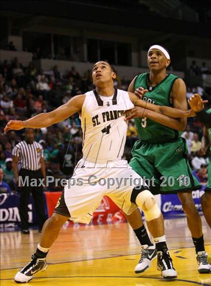 Thumbnail 2 in Lincoln vs. St. Francis (CIF State D2 Final) photogallery.