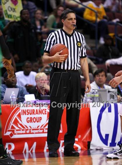 Thumbnail 3 in Lincoln vs. St. Francis (CIF State D2 Final) photogallery.