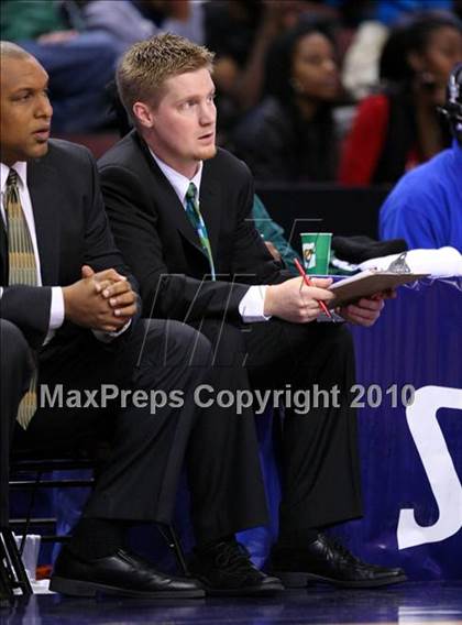 Thumbnail 3 in Lincoln vs. St. Francis (CIF State D2 Final) photogallery.
