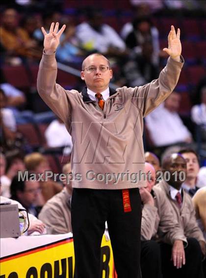 Thumbnail 2 in Lincoln vs. St. Francis (CIF State D2 Final) photogallery.