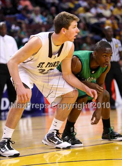 Thumbnail 1 in Lincoln vs. St. Francis (CIF State D2 Final) photogallery.