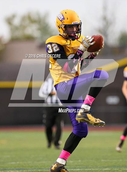 Thumbnail 2 in Clyde-Savannah vs. Red Jacket (Section 5 Class D Semifinal) photogallery.