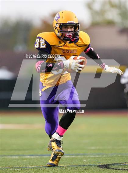 Thumbnail 2 in Clyde-Savannah vs. Red Jacket (Section 5 Class D Semifinal) photogallery.