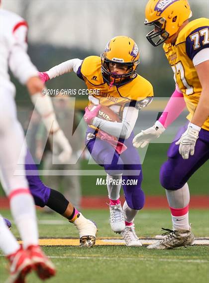 Thumbnail 2 in Clyde-Savannah vs. Red Jacket (Section 5 Class D Semifinal) photogallery.