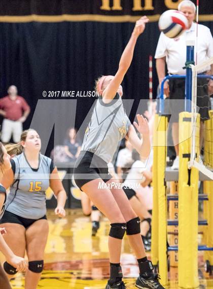 Thumbnail 3 in Hixson vs Upperman photogallery.