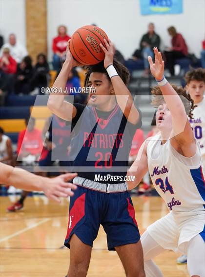 Thumbnail 3 in Truman vs. Olathe North (Phog Allen Invitational) photogallery.