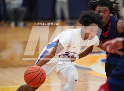 Thumbnail 3 in Truman vs. Olathe North (Phog Allen Invitational) photogallery.