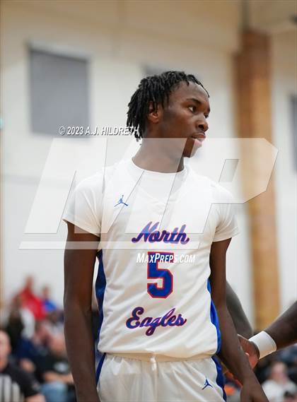 Thumbnail 2 in Truman vs. Olathe North (Phog Allen Invitational) photogallery.