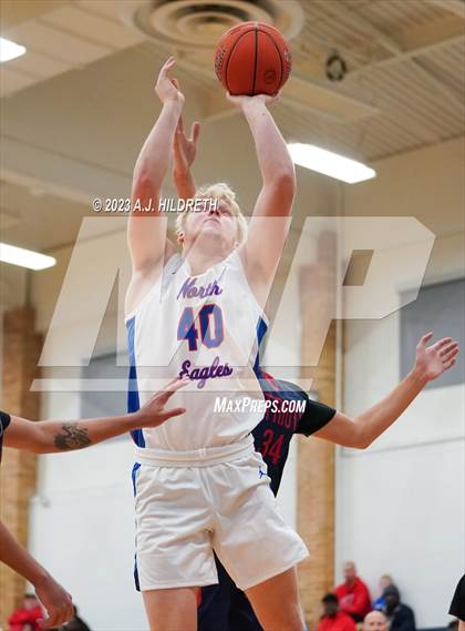 Thumbnail 3 in Truman vs. Olathe North (Phog Allen Invitational) photogallery.