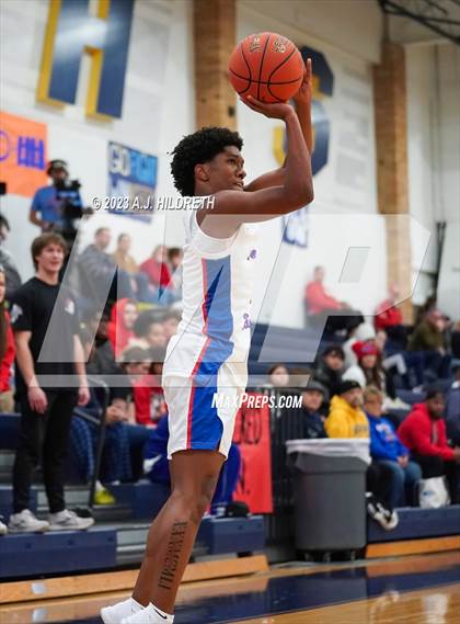 Thumbnail 2 in Truman vs. Olathe North (Phog Allen Invitational) photogallery.