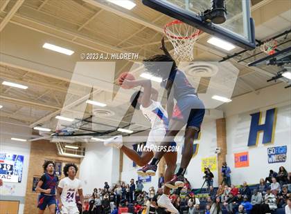 Thumbnail 3 in Truman vs. Olathe North (Phog Allen Invitational) photogallery.