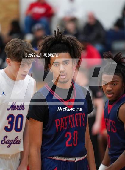 Thumbnail 2 in Truman vs. Olathe North (Phog Allen Invitational) photogallery.