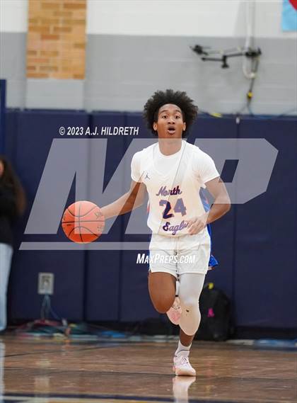 Thumbnail 3 in Truman vs. Olathe North (Phog Allen Invitational) photogallery.