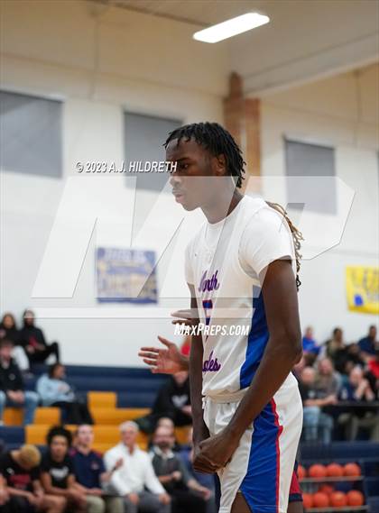 Thumbnail 2 in Truman vs. Olathe North (Phog Allen Invitational) photogallery.
