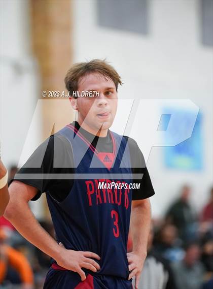 Thumbnail 3 in Truman vs. Olathe North (Phog Allen Invitational) photogallery.