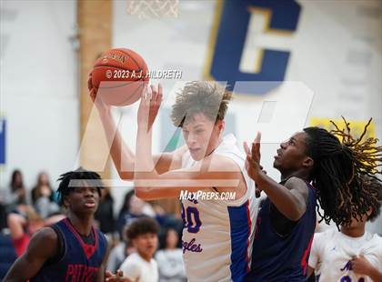 Thumbnail 2 in Truman vs. Olathe North (Phog Allen Invitational) photogallery.