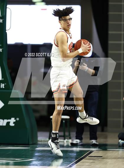Thumbnail 2 in Waverly vs Heath (OHSAA D2 Regional Final) photogallery.