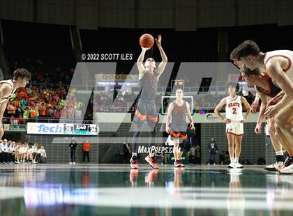 Thumbnail 2 in Waverly vs Heath (OHSAA D2 Regional Final) photogallery.