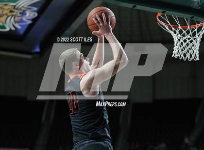 Thumbnail 1 in Waverly vs Heath (OHSAA D2 Regional Final) photogallery.