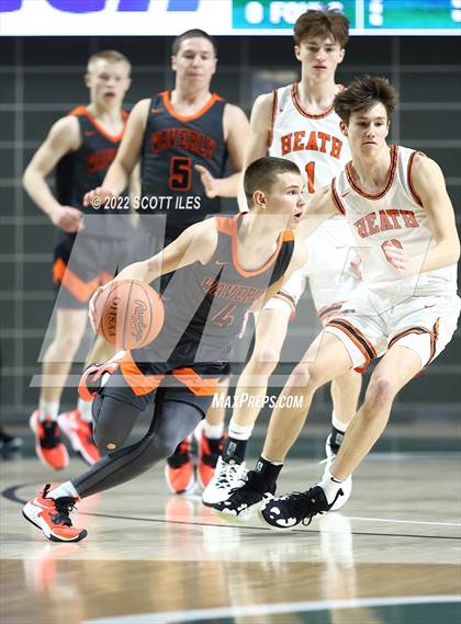 Thumbnail 1 in Waverly vs Heath (OHSAA D2 Regional Final) photogallery.