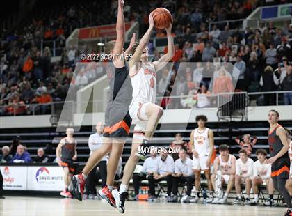Thumbnail 2 in Waverly vs Heath (OHSAA D2 Regional Final) photogallery.