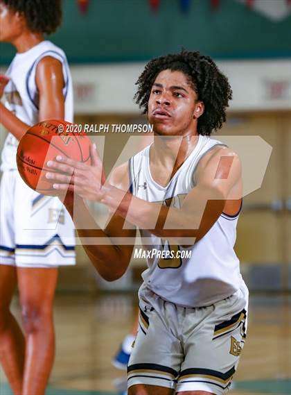 Thumbnail 1 in Elk Grove vs. Sacramento (Adidas Challenge) photogallery.