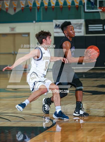 Thumbnail 2 in Elk Grove vs. Sacramento (Adidas Challenge) photogallery.