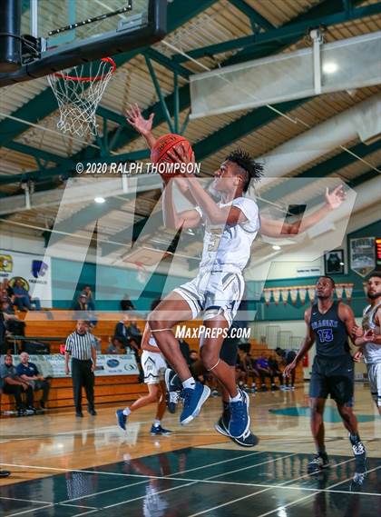 Thumbnail 1 in Elk Grove vs. Sacramento (Adidas Challenge) photogallery.