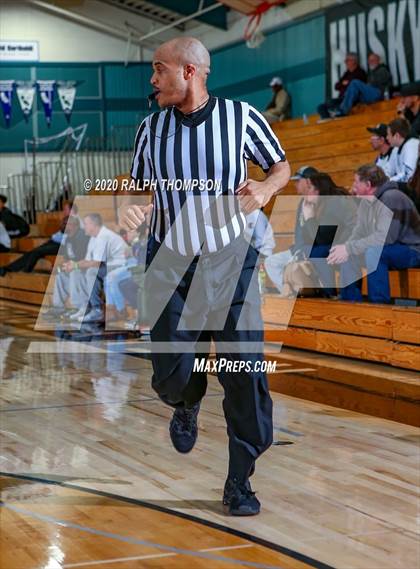 Thumbnail 1 in Elk Grove vs. Sacramento (Adidas Challenge) photogallery.