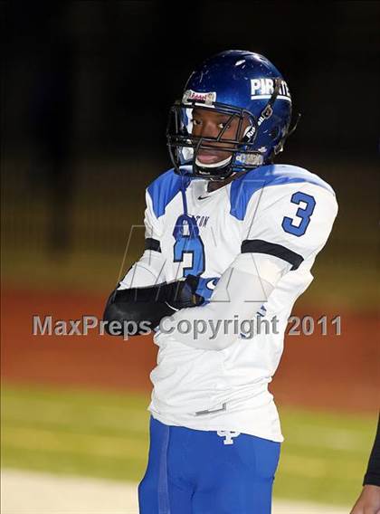 Thumbnail 2 in Detroit vs. Chilton (1A Division 2 Region 3 Area) photogallery.