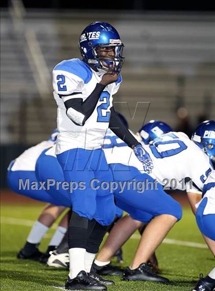 Thumbnail 2 in Detroit vs. Chilton (1A Division 2 Region 3 Area) photogallery.
