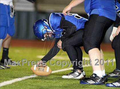 Thumbnail 2 in Detroit vs. Chilton (1A Division 2 Region 3 Area) photogallery.
