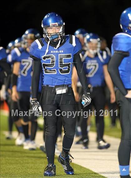 Thumbnail 3 in Detroit vs. Chilton (1A Division 2 Region 3 Area) photogallery.