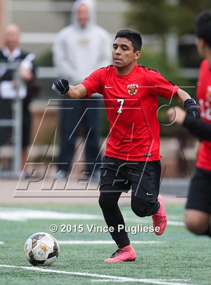 Thumbnail 2 in Taft vs. Crespi (Valley Kickoff Classic) photogallery.
