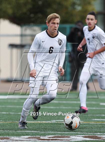 Thumbnail 2 in Taft vs. Crespi (Valley Kickoff Classic) photogallery.