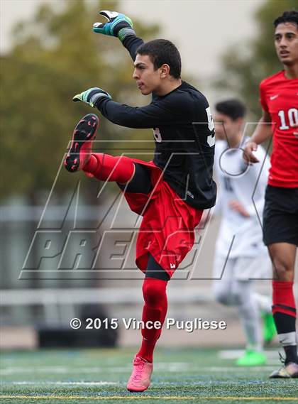 Thumbnail 2 in Taft vs. Crespi (Valley Kickoff Classic) photogallery.