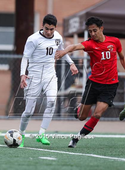 Thumbnail 2 in Taft vs. Crespi (Valley Kickoff Classic) photogallery.