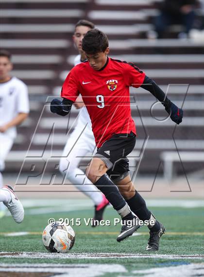 Thumbnail 2 in Taft vs. Crespi (Valley Kickoff Classic) photogallery.