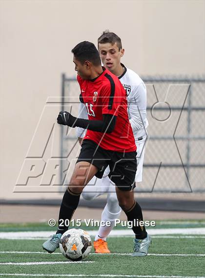 Thumbnail 1 in Taft vs. Crespi (Valley Kickoff Classic) photogallery.