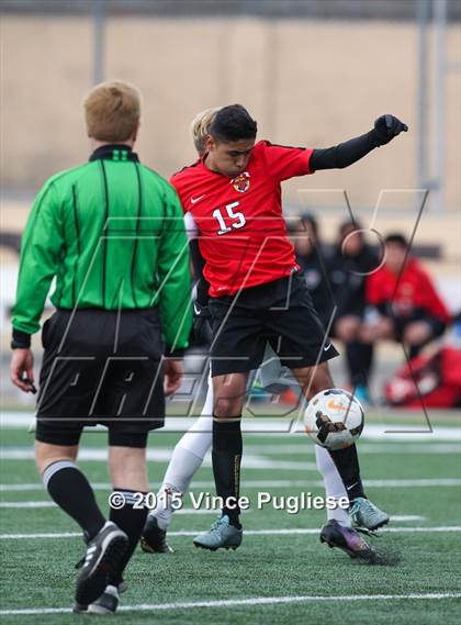 Thumbnail 2 in Taft vs. Crespi (Valley Kickoff Classic) photogallery.
