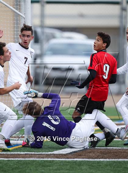 Thumbnail 2 in Taft vs. Crespi (Valley Kickoff Classic) photogallery.